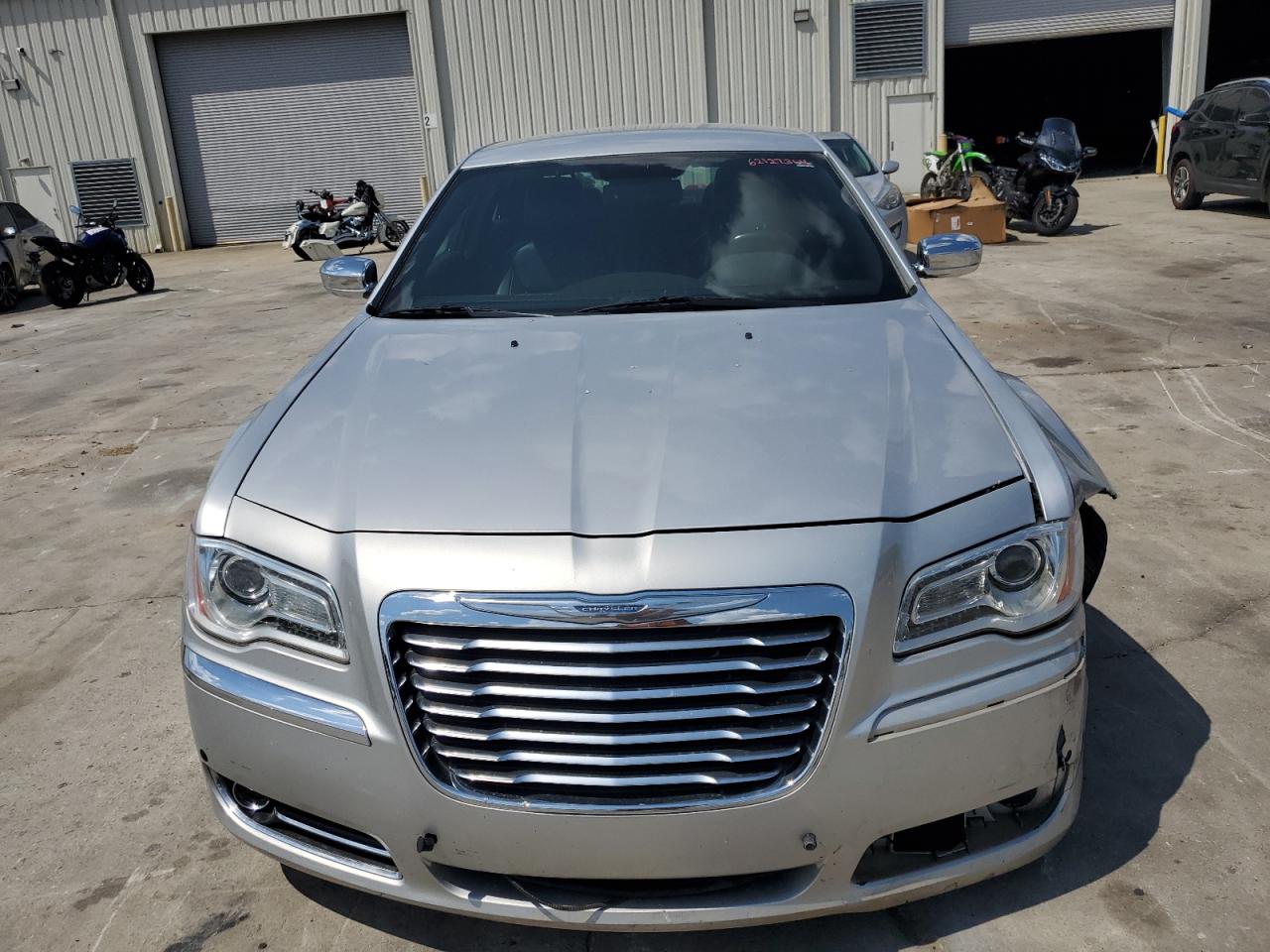 2012 Chrysler 300 VIN 2C3CCACG0CH310642 Copart auction photo, front end damage thumbnail 5