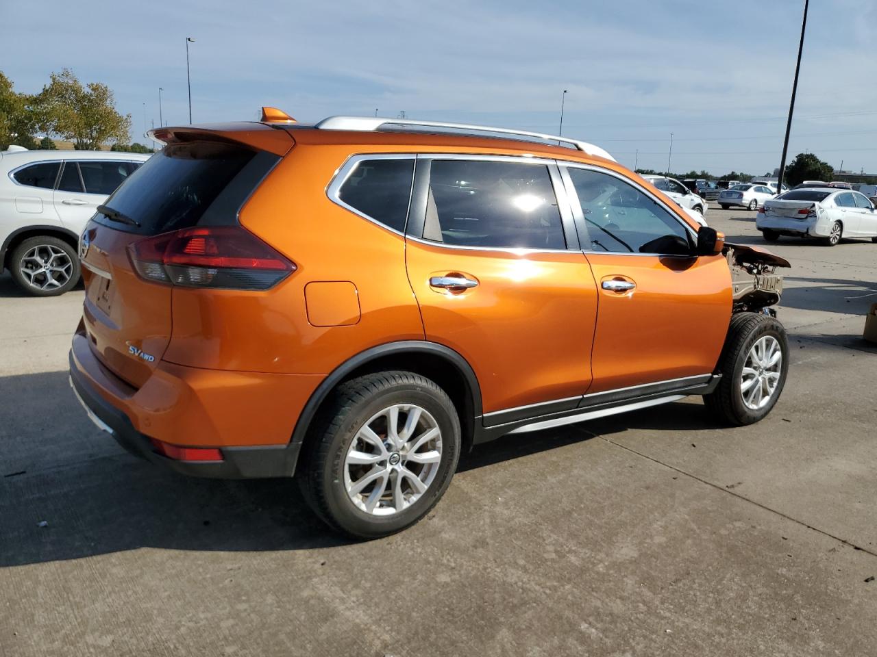 2019 Nissan Rogue VIN 5N1AT2MV7KC702018 Copart auction photo, front end / minor dent/scratches damage thumbnail 3