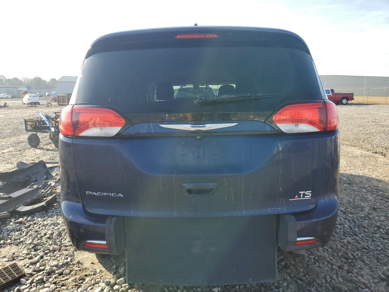 2017 Chrysler Pacifica VIN 2C4RC1BG9HR786042 Copart auction photo, front end damage thumbnail 6