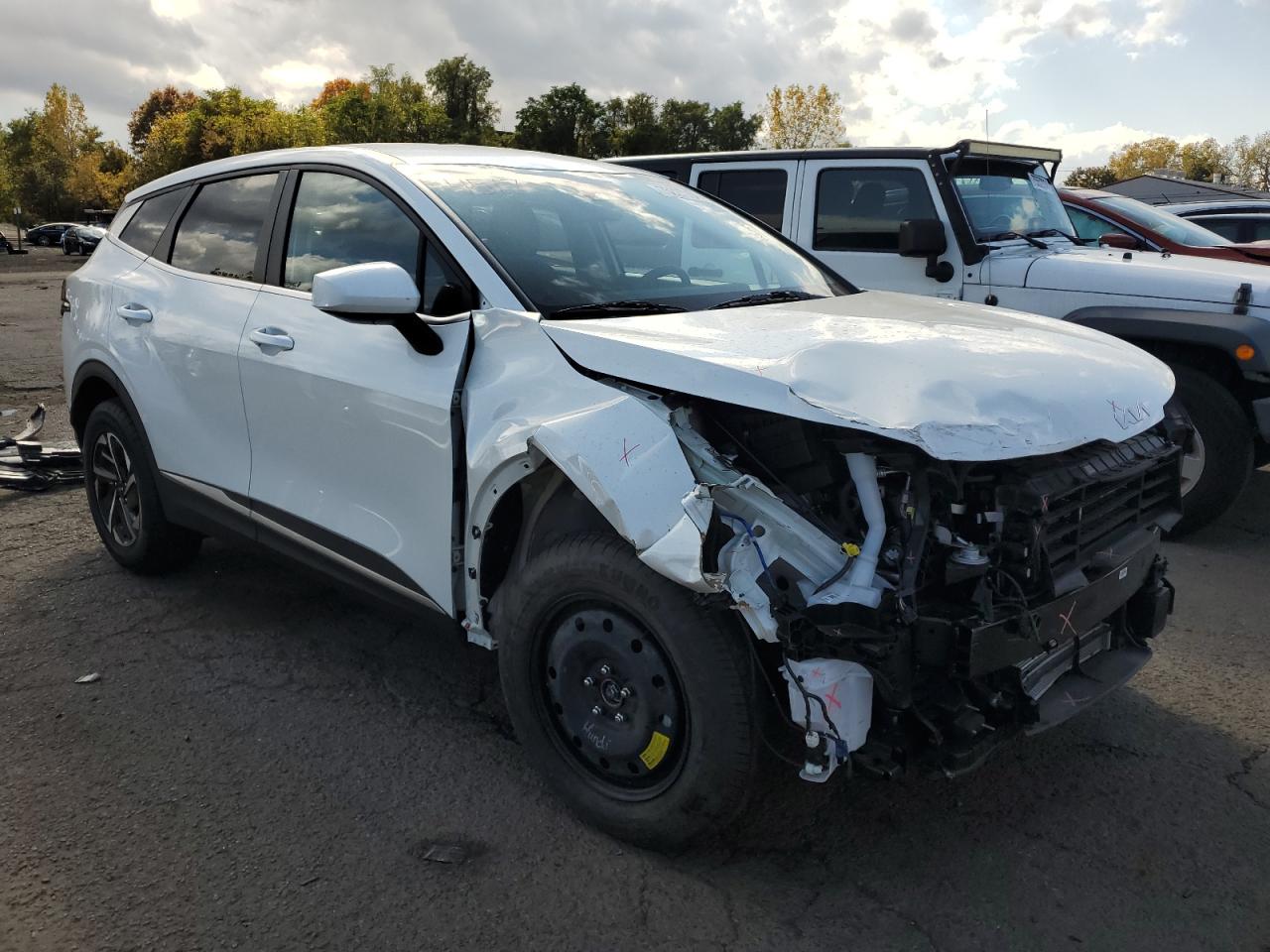 2023 KIA Sportage VIN KNDPUCAG7P7015953 Copart auction photo, front end damage thumbnail 4