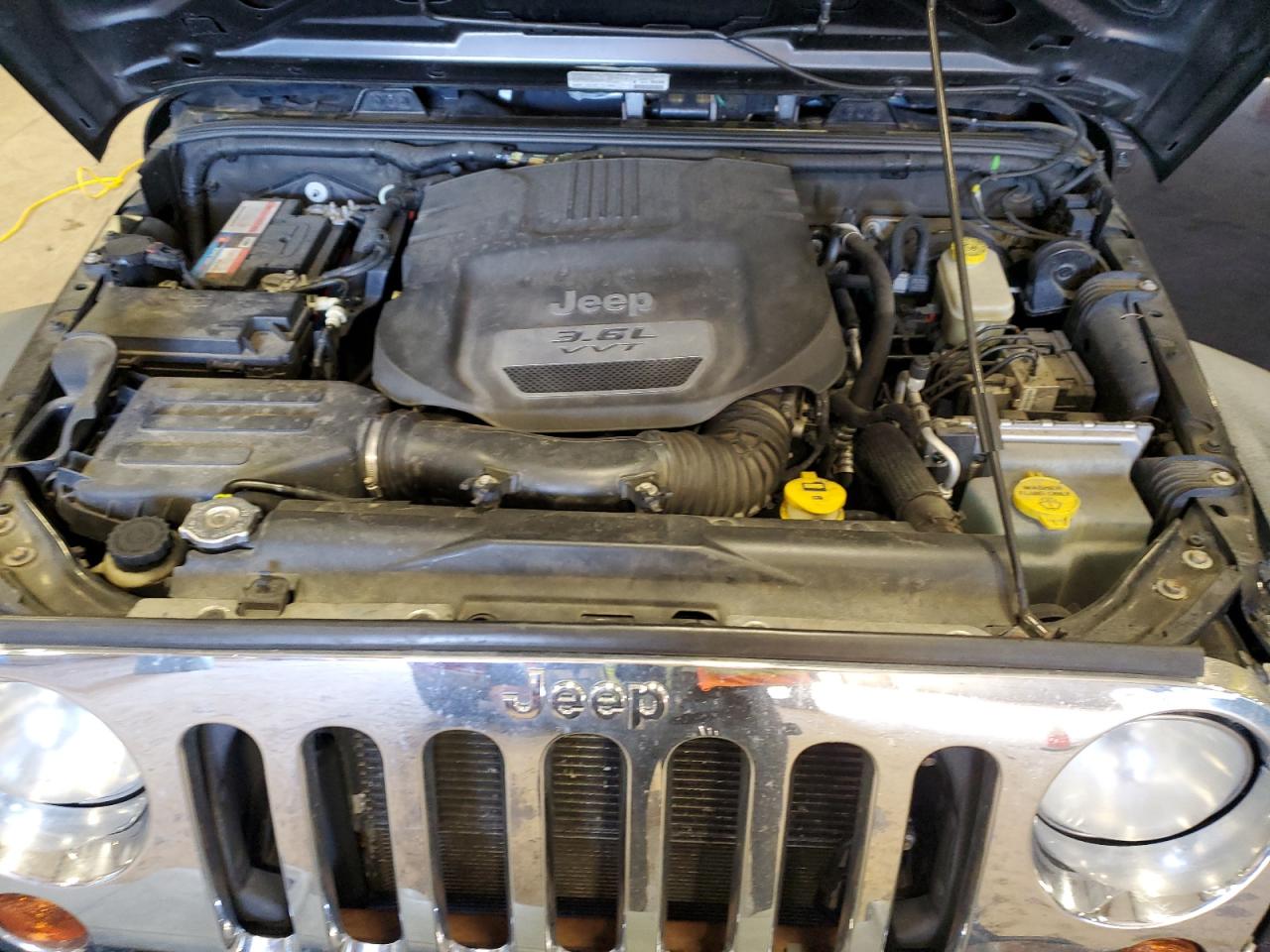 2013 Jeep Wrangler VIN 1C4BJWDG6DL583422 Copart auction photo, front end / rear end damage thumbnail 12