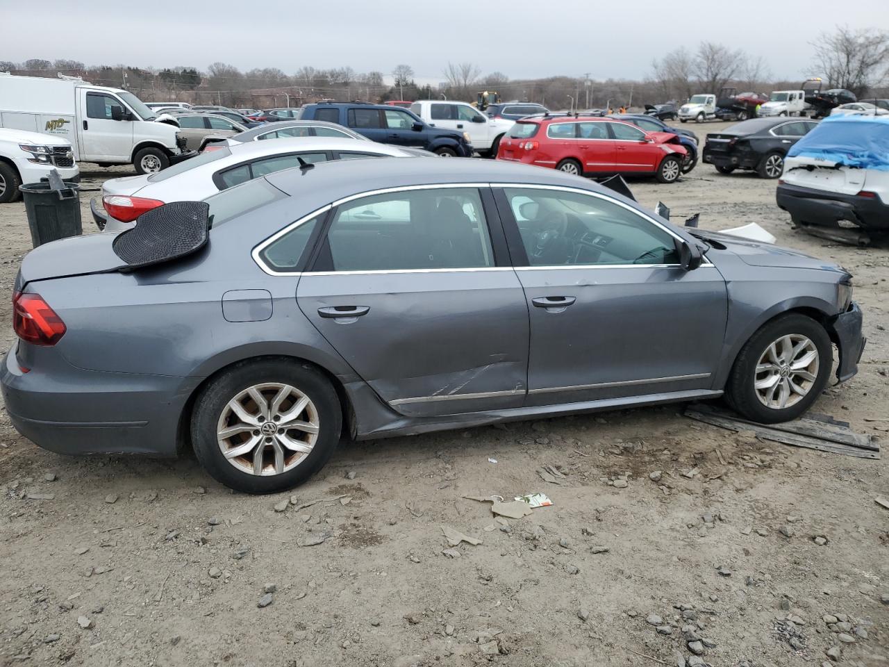 2017 Volkswagen Passat VIN 1VWAT7A30HC008605 Copart auction photo, front end damage thumbnail 3