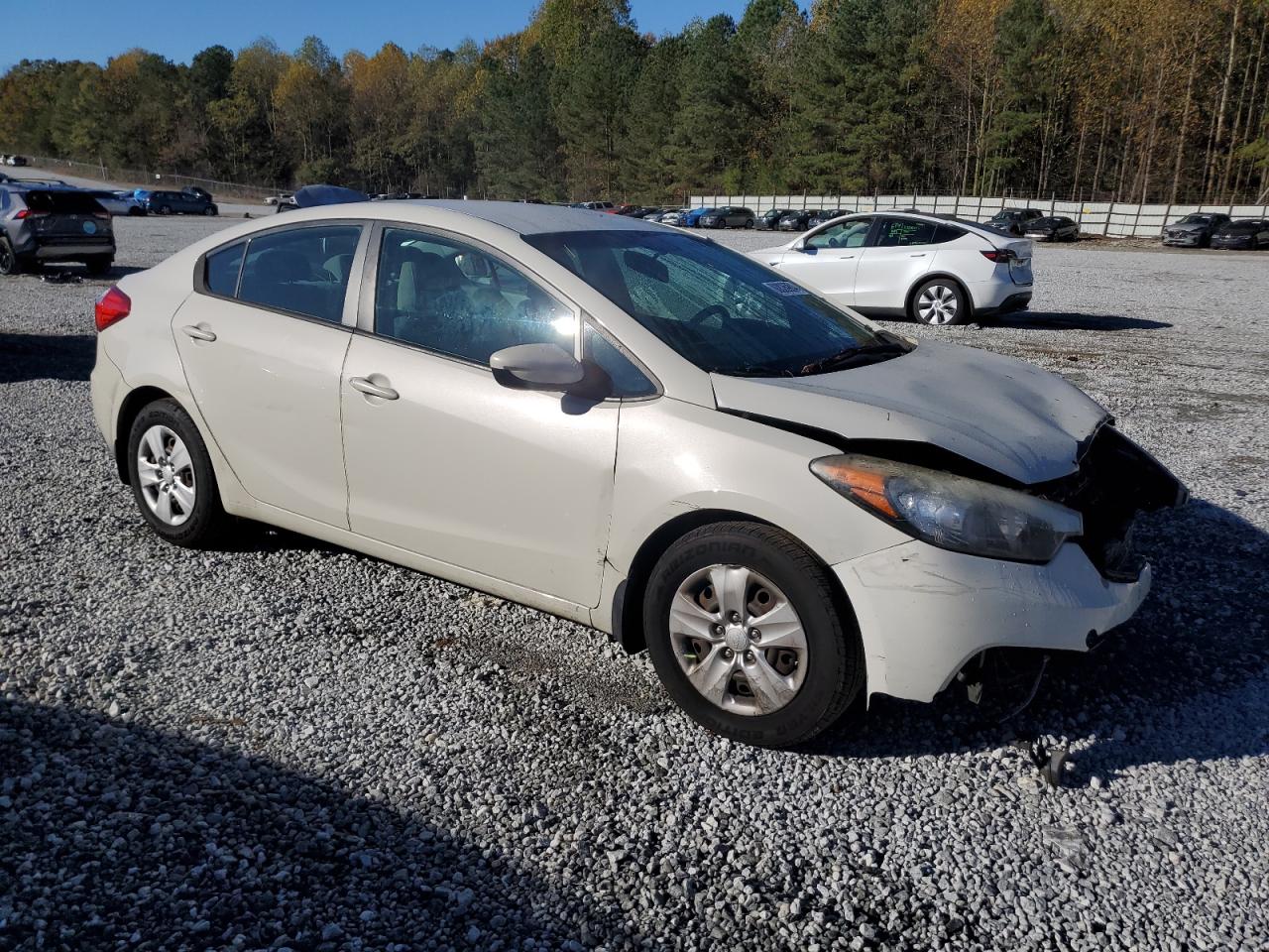 2015 KIA Forte VIN KNAFK4A65F5402197 Copart auction photo, front end / minor dent/scratches damage thumbnail 4