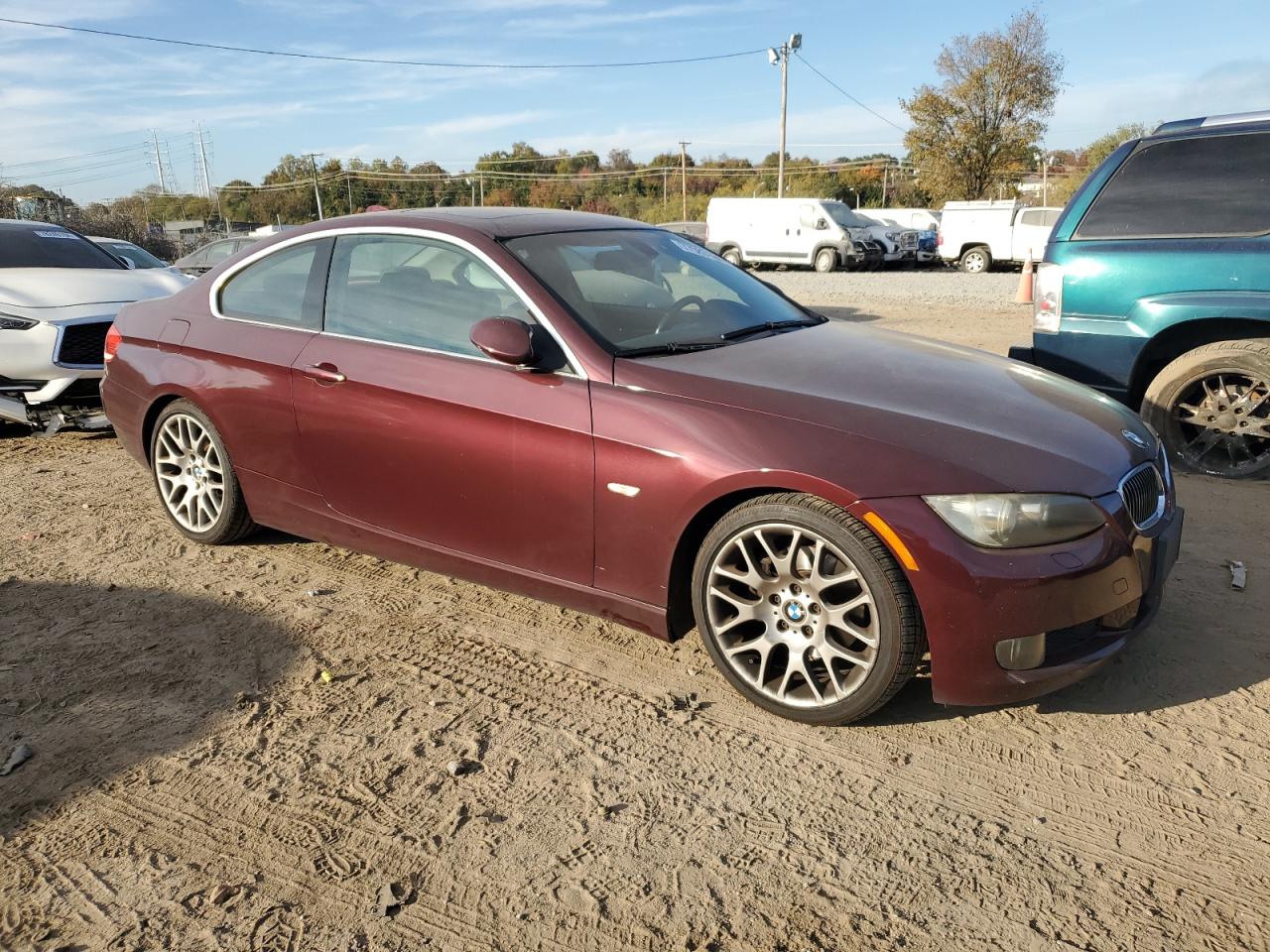 2008 BMW 3er VIN WBAWB33548P133793 Copart auction photo, top/roof / minor dent/scratches damage thumbnail 4
