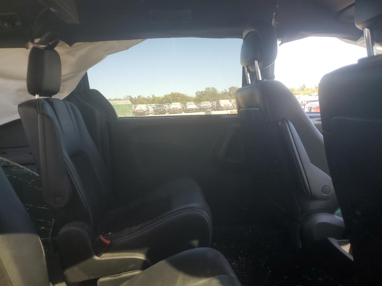 2018 Dodge Caravan VIN 2C4RDGCG6JR170643 Copart auction photo, rollover damage thumbnail 11