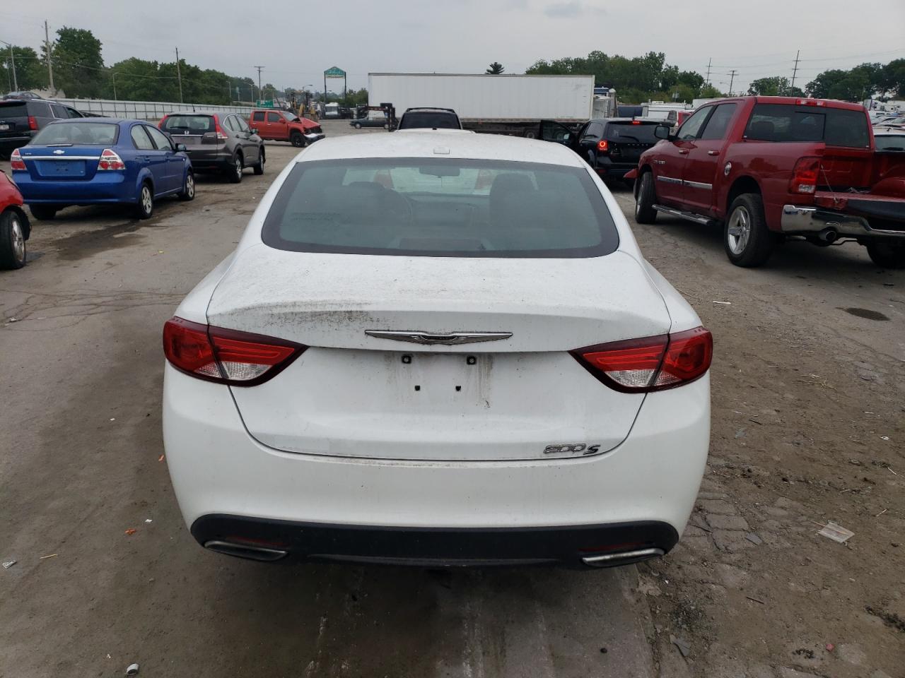 2015 Chrysler 200 VIN 1C3CCCBB9FN546297 Copart auction photo, all over / minor dent/scratches damage thumbnail 6