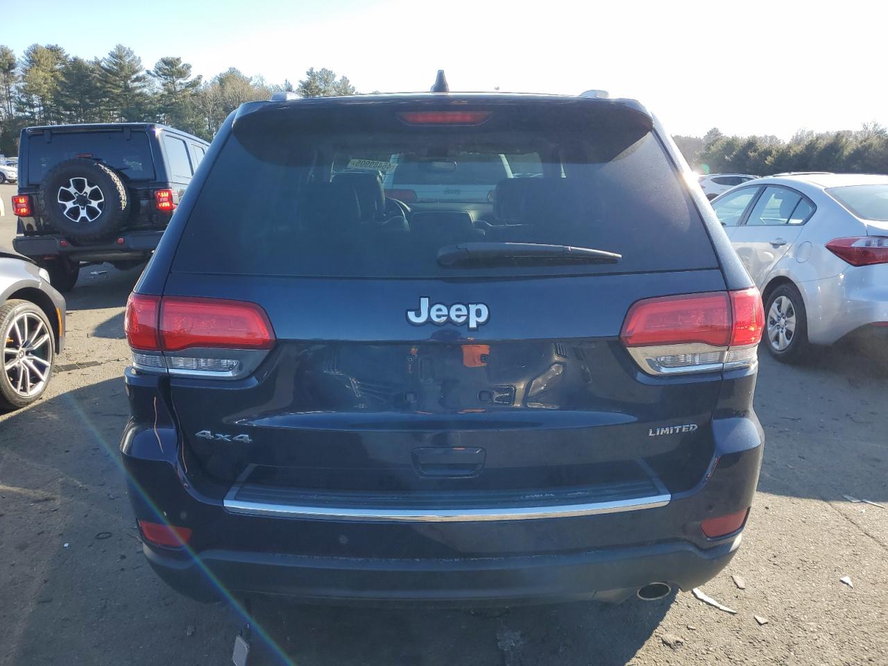 2017 Jeep Grand Cherokee VIN 1C4RJFBGXHC862718 Copart auction photo, undercarriage / side damage thumbnail 6
