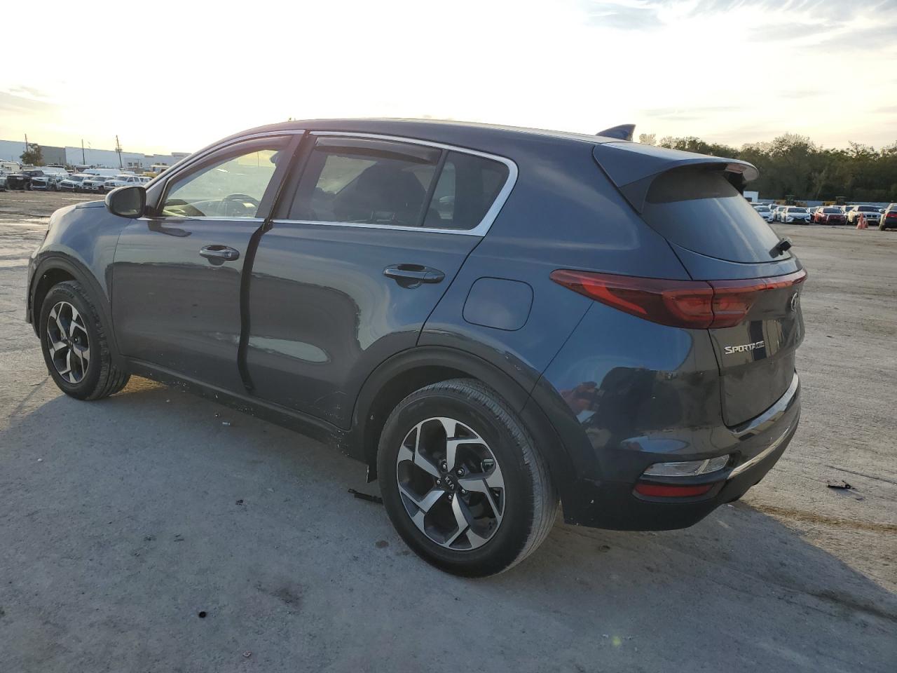 2020 KIA Sportage VIN KNDPM3AC8L7649280 Copart auction photo, front end damage thumbnail 2