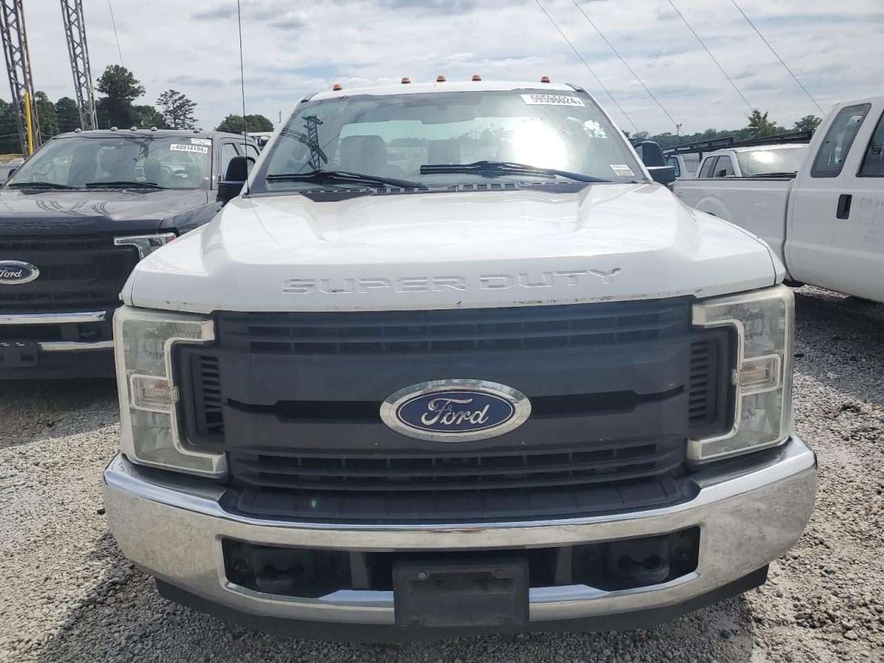 2017 Ford F350 VIN 1FTRF3CT0HED71669 Copart auction photo, mechanical / minor dent/scratches damage thumbnail 5