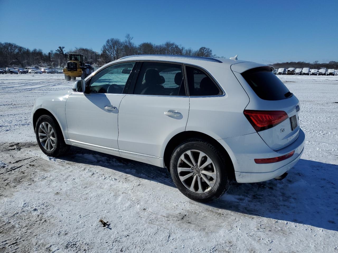 2016 Audi Q5 VIN WA1C2AFP2GA111665 Copart auction photo, front end / minor dent/scratches damage thumbnail 2