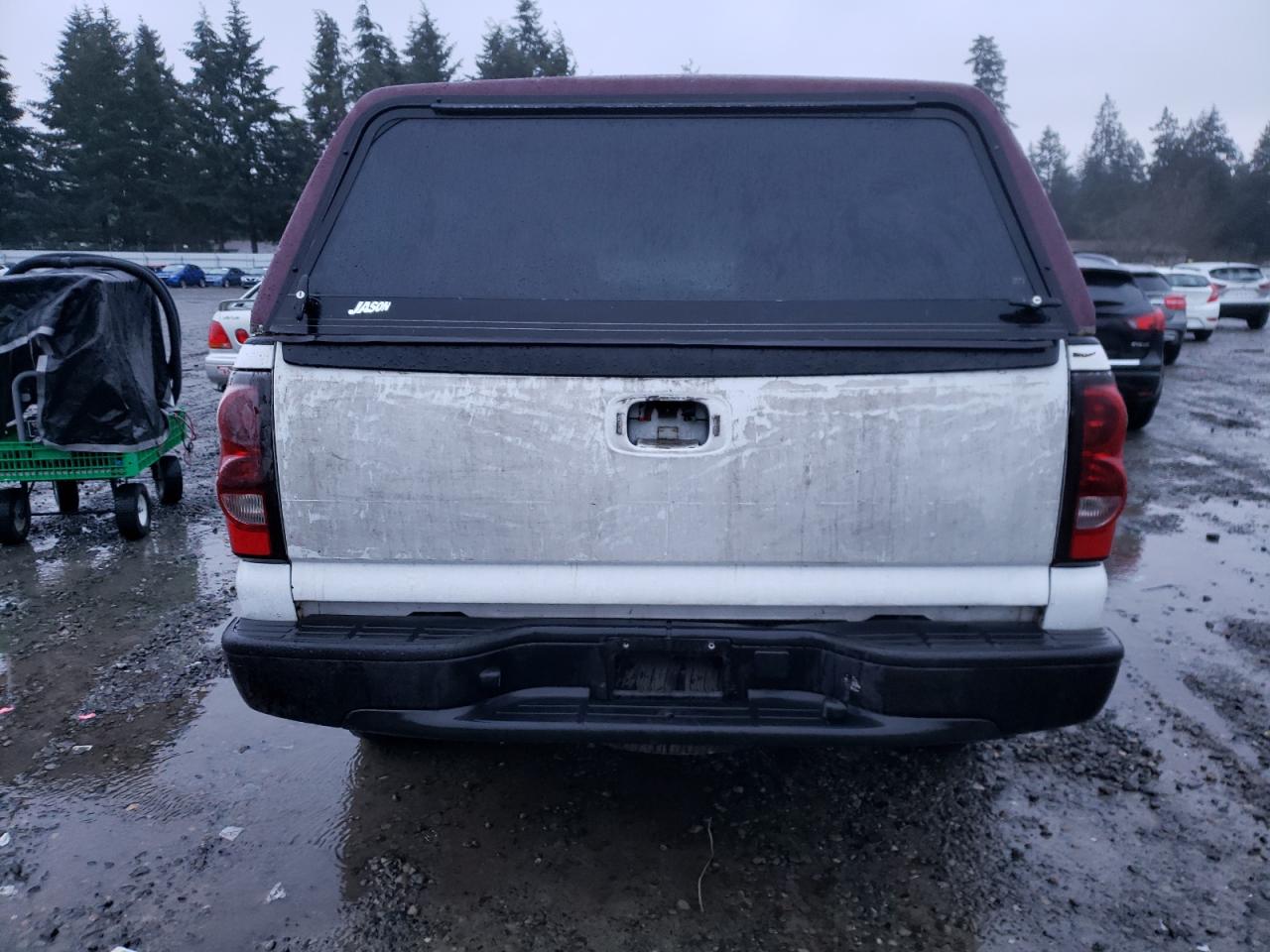 2006 Chevrolet Silverado VIN 1GCEK19V56Z192976 Copart auction photo, vandalism damage thumbnail 6