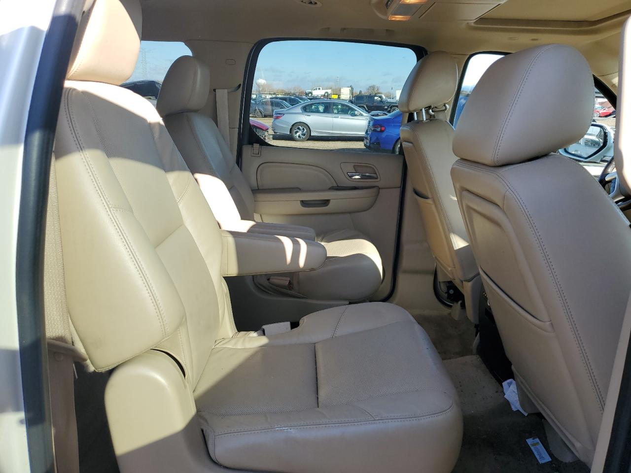 2011 Cadillac Escalade VIN 1GYS4JEF3BR211251 Copart auction photo, front end damage thumbnail 10
