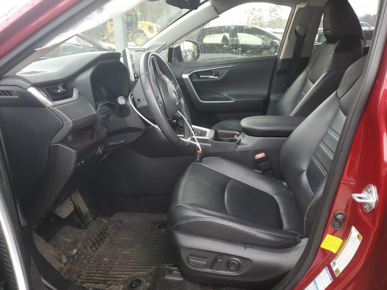 2020 Toyota RAV 4 VIN JTMN1RFV6LJ036686 Copart auction photo, front end damage thumbnail 7