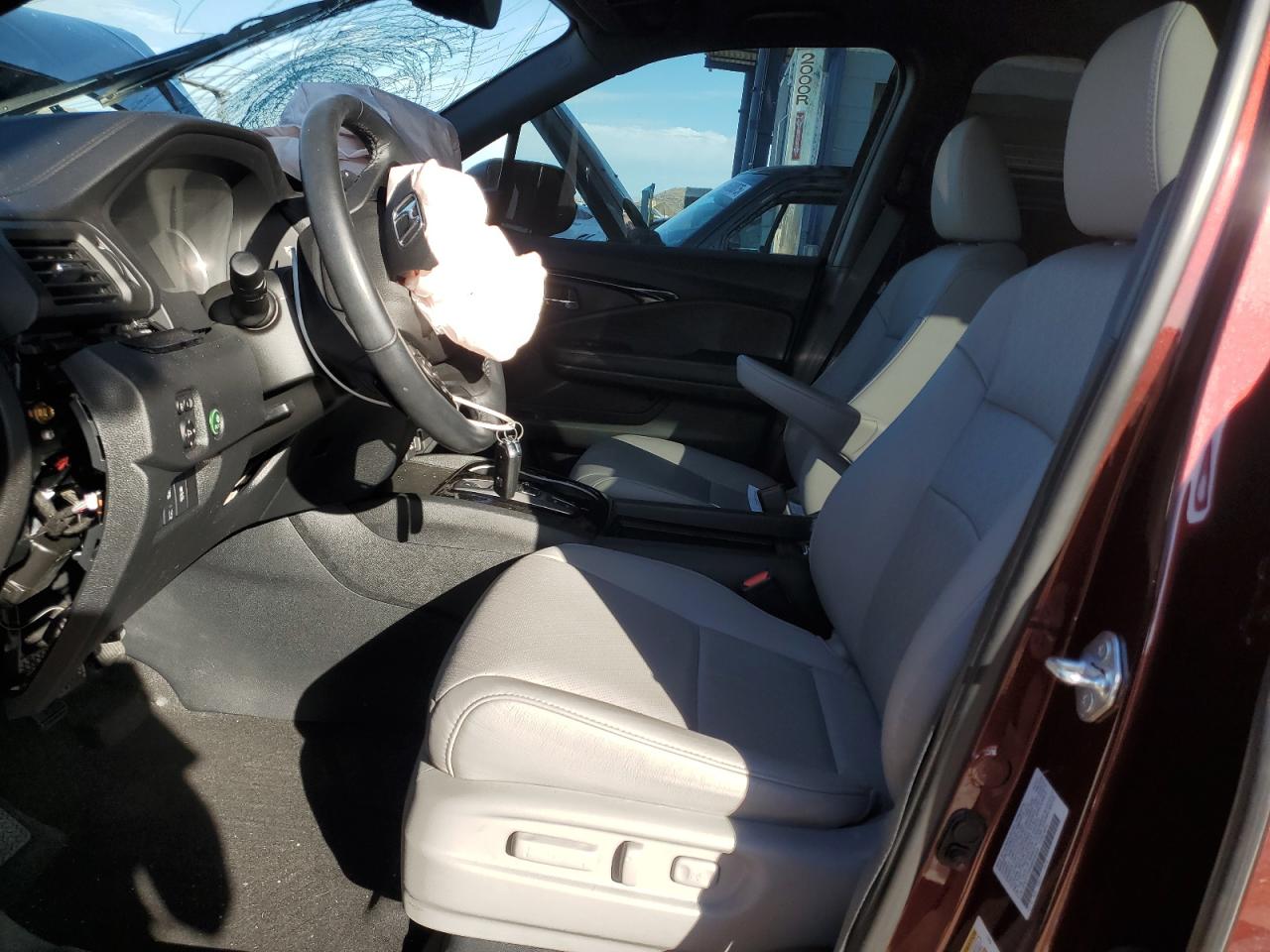 2021 Honda Passport VIN 5FNYF7H94MB008364 Copart auction photo, front end damage thumbnail 7