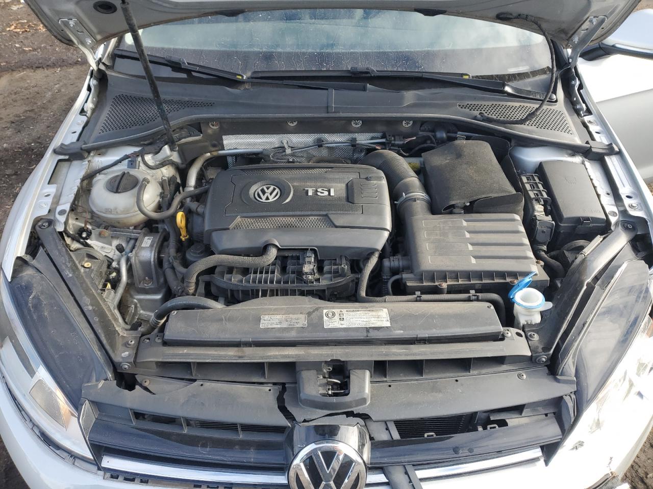 2016 Volkswagen Golf VIN 3VWC17AUXGM516715 Copart auction photo, front end / minor dent/scratches damage thumbnail 11
