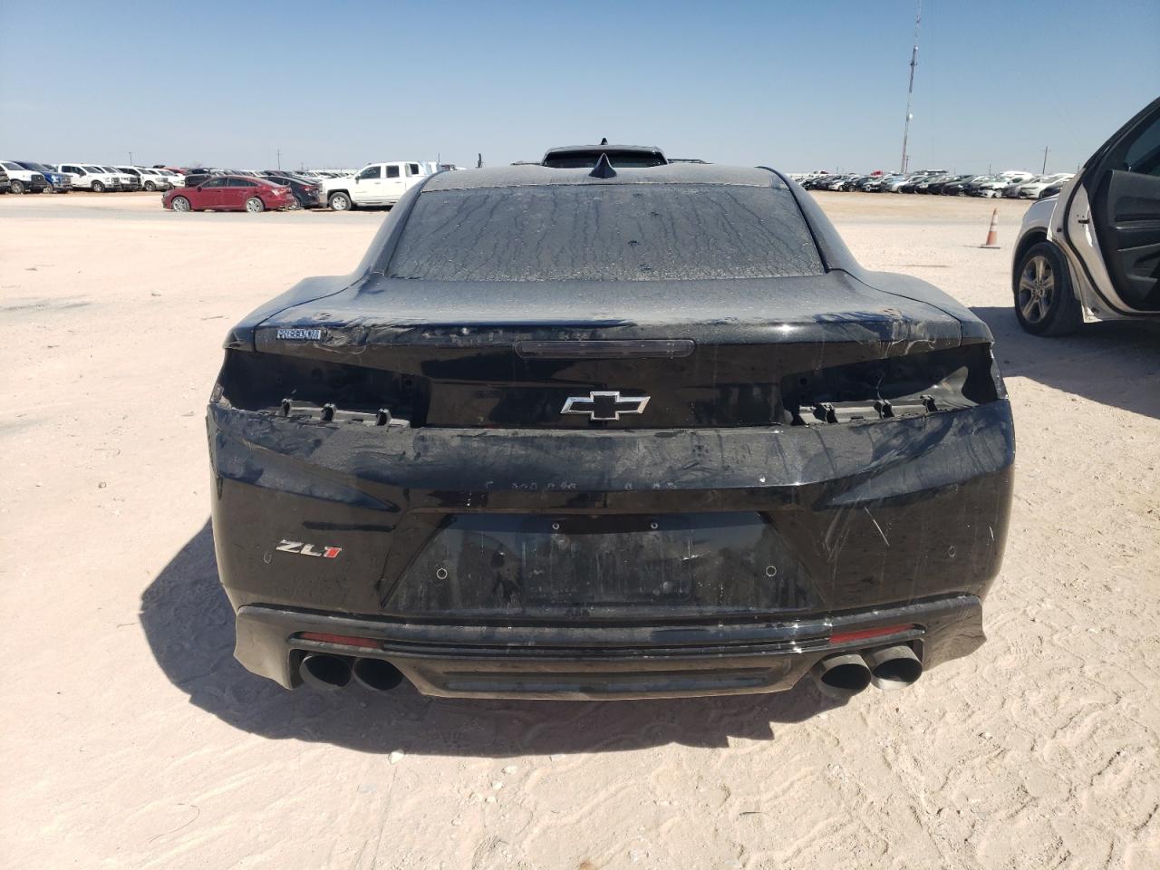 2018 Chevrolet Camaro VIN 1G1FJ1R61J0123661 Copart auction photo, side / rear end damage thumbnail 6