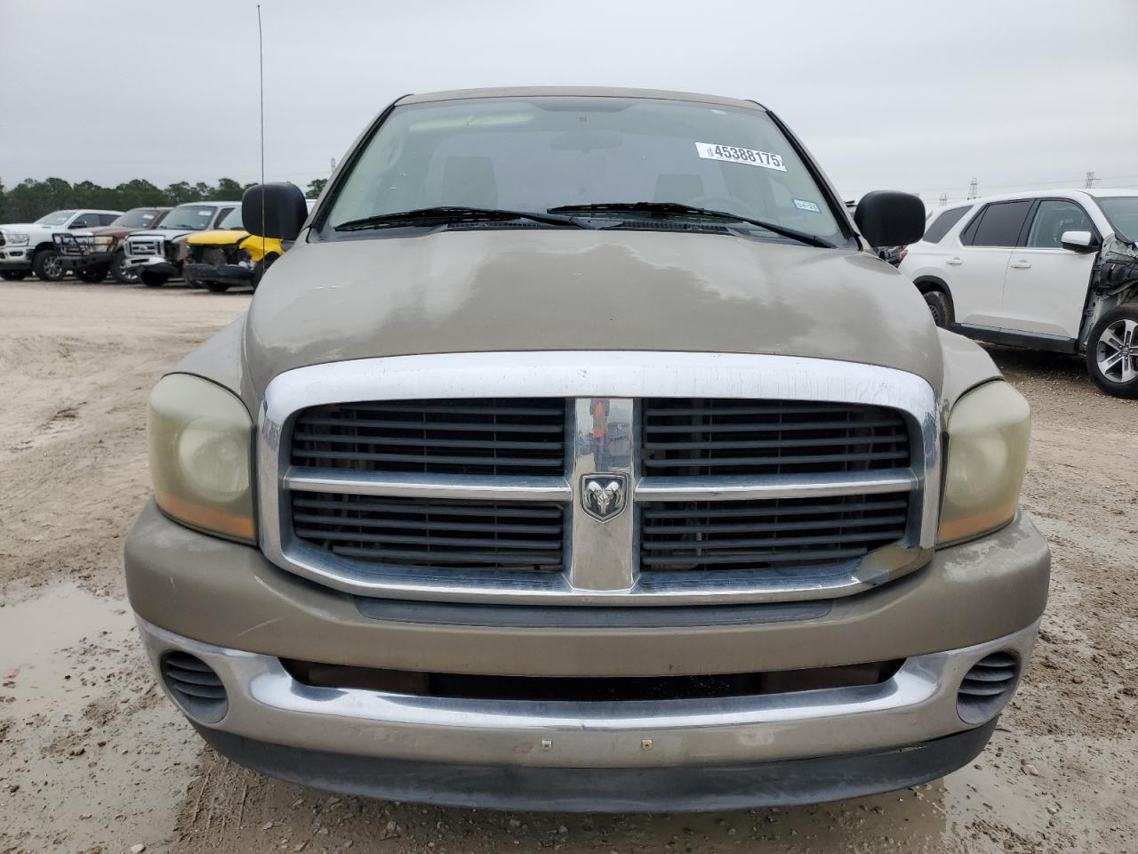 2007 Dodge RAM VIN 1D7HA16K27J608224 Copart auction photo, side / rear end damage thumbnail 5