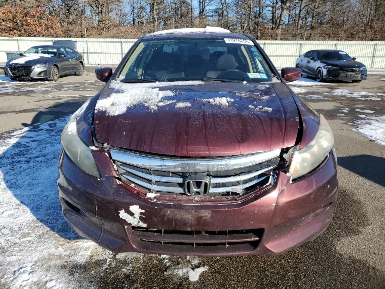2011 Honda Accord VIN 1HGCP2F46BA006074 Copart auction photo, front end / minor dent/scratches damage thumbnail 5