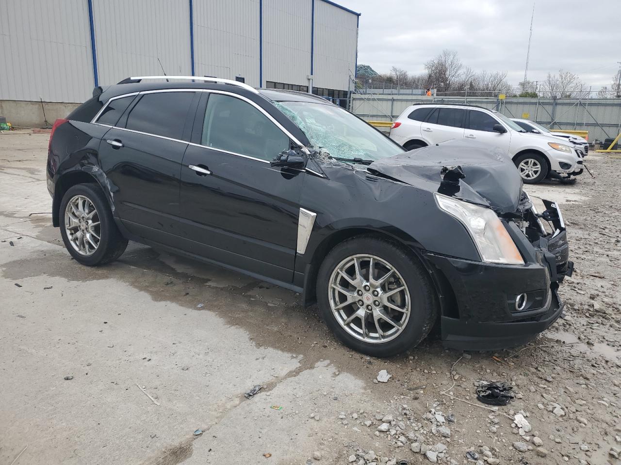 2013 Cadillac SRX VIN 3GYFNDE37DS637708 Copart auction photo, front end / rear end damage thumbnail 4