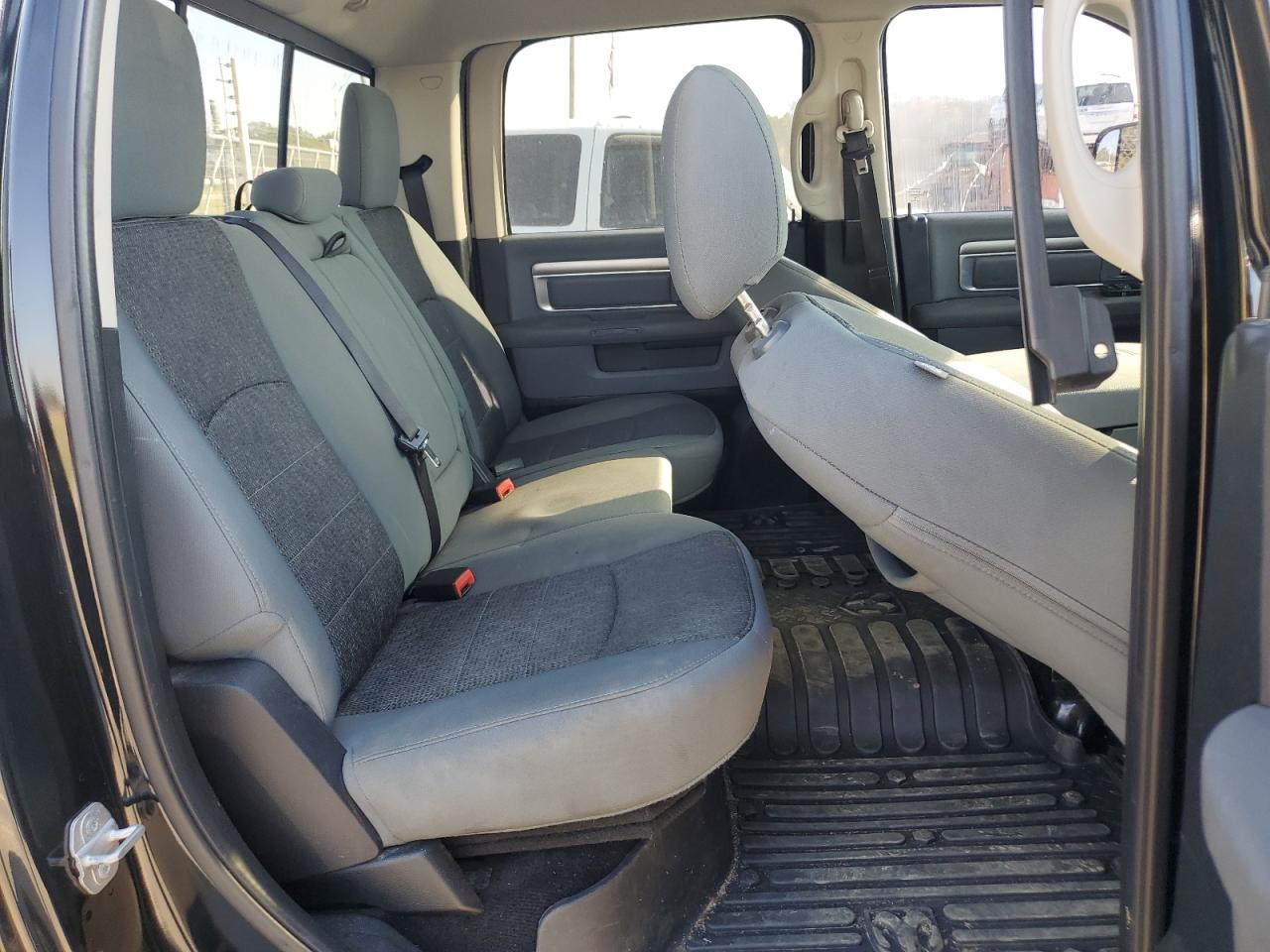 2015 RAM 1500 VIN 1C6RR6LT8FS517315 Copart auction photo, rear end damage thumbnail 10