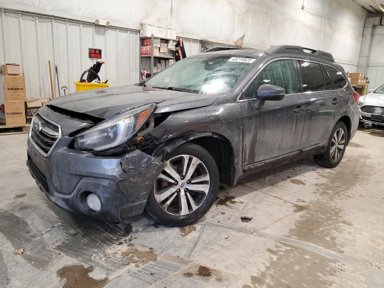 2018 Subaru Outback VIN 4S4BSANC1J3262455