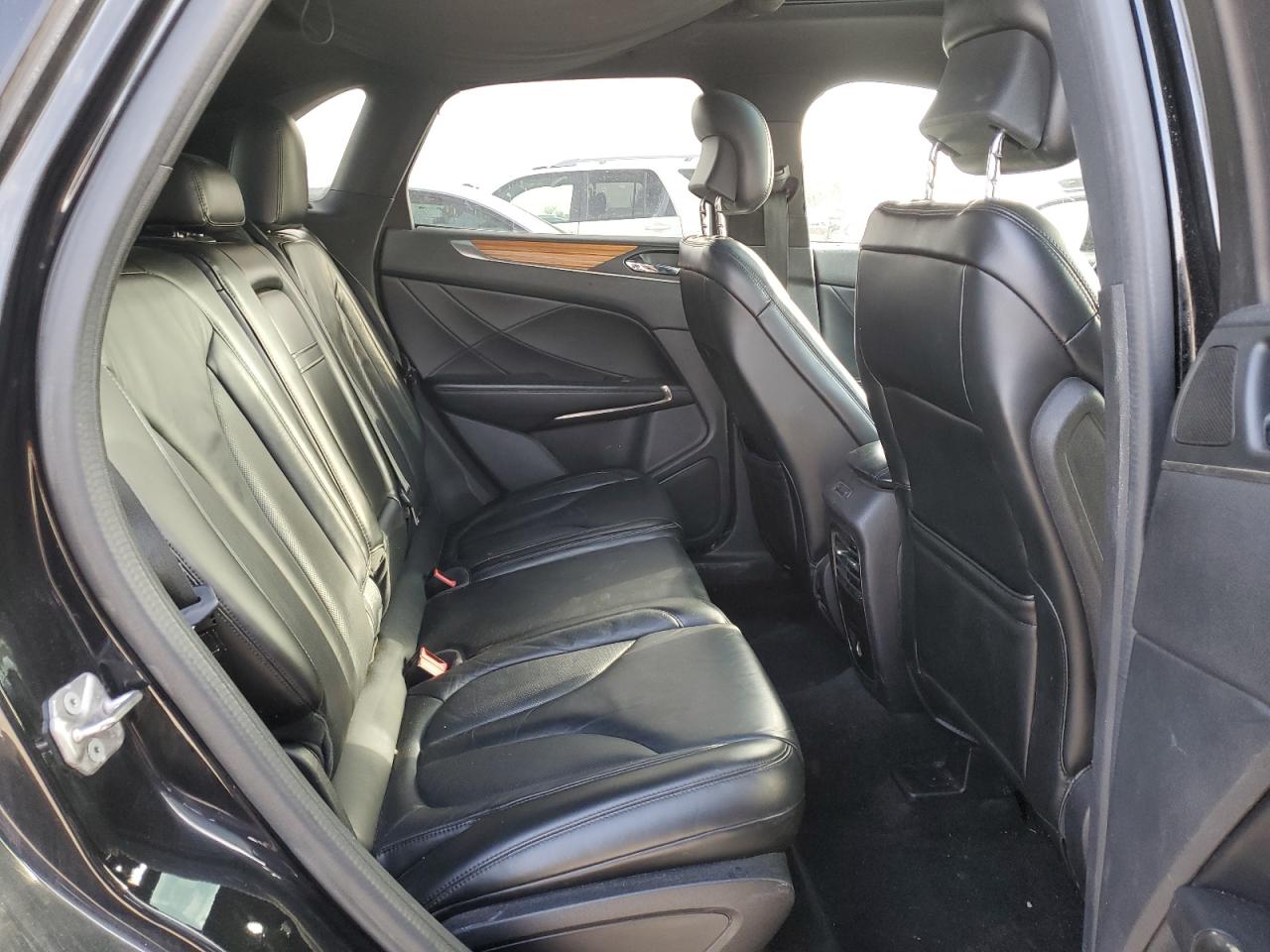 2015 Lincoln MKZ VIN 5LMCJ1A96FUJ32154 Copart auction photo, front end / minor dent/scratches damage thumbnail 11
