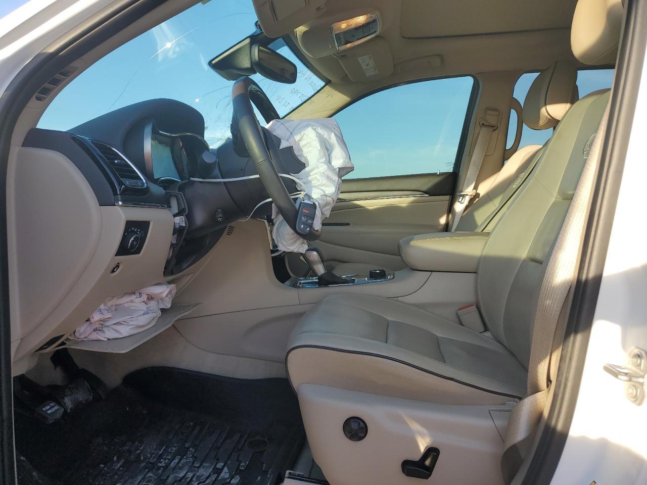 2020 Jeep Grand Cherokee VIN 1C4RJFCG5LC303889 Copart auction photo, front end / side damage thumbnail 7