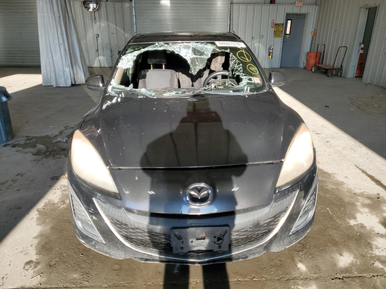 2011 Mazda 3 VIN JM1BL1VG2B1415491 Copart auction photo, burn damage thumbnail 5