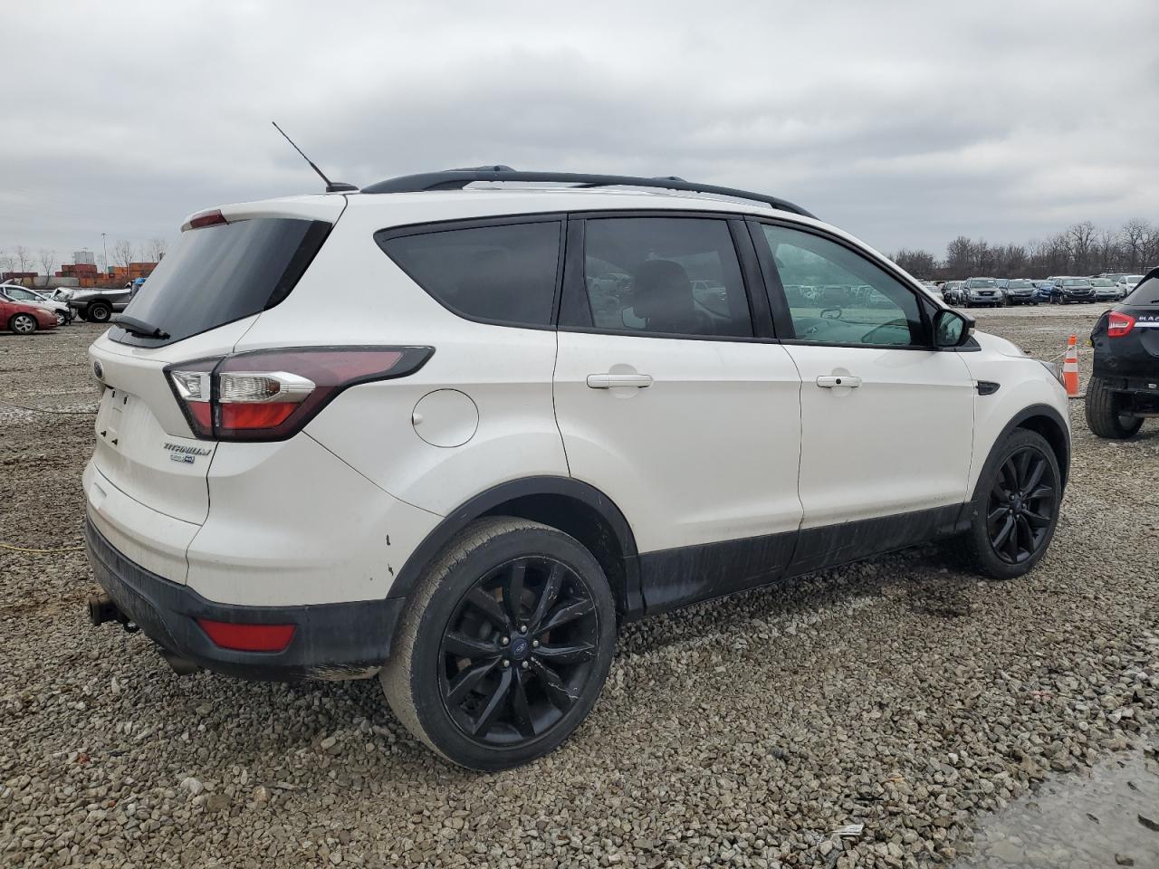 2017 Ford Escape VIN 1FMCU9J93HUB28090 Copart auction photo, undercarriage / minor dent/scratches damage thumbnail 3