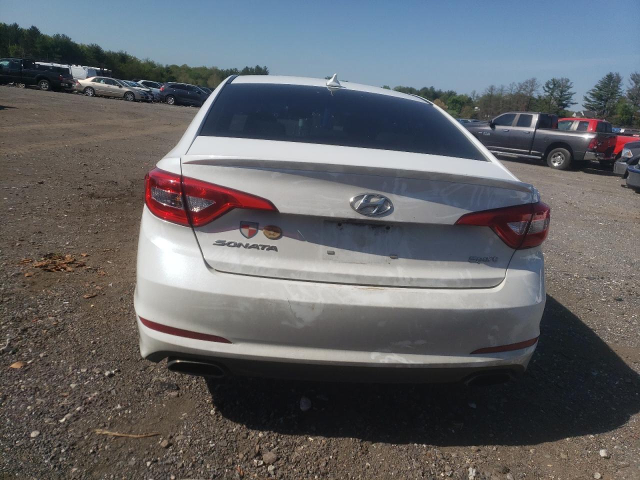 2016 Hyundai Sonata VIN 5NPE34AF0GH316454 Copart auction photo, front end / minor dent/scratches damage thumbnail 6
