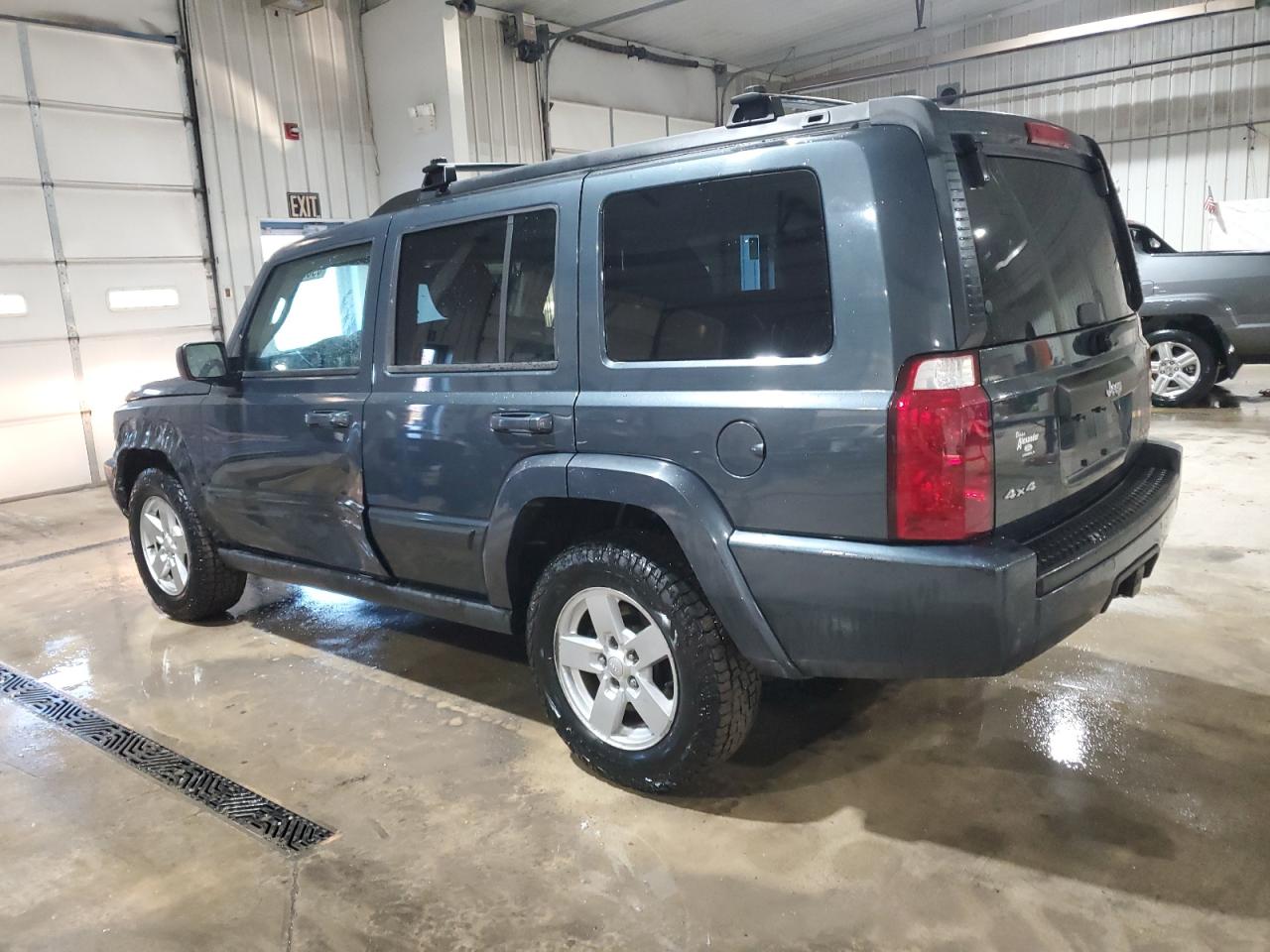 2008 Jeep Commander VIN 1J8HG48K88C108008 Copart auction photo, side damage thumbnail 2