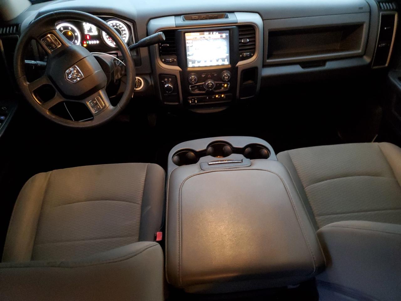 2017 RAM 2500 VIN 3C6UR5CL6HG628640 Copart auction photo, front end damage thumbnail 8