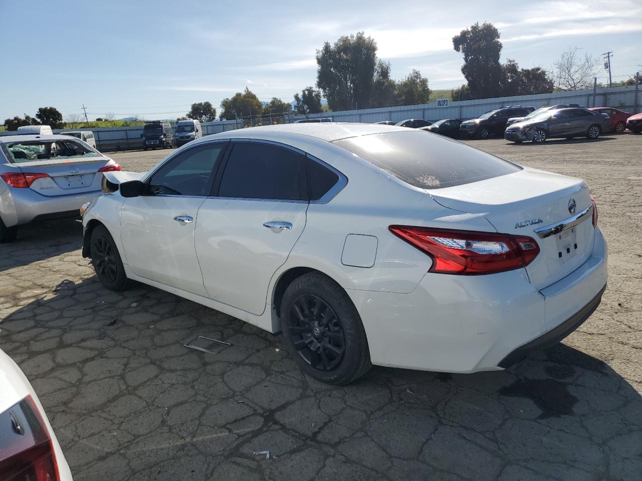 2016 Nissan Altima VIN 1N4AL3APXGC218096 Copart auction photo, front end damage thumbnail 2