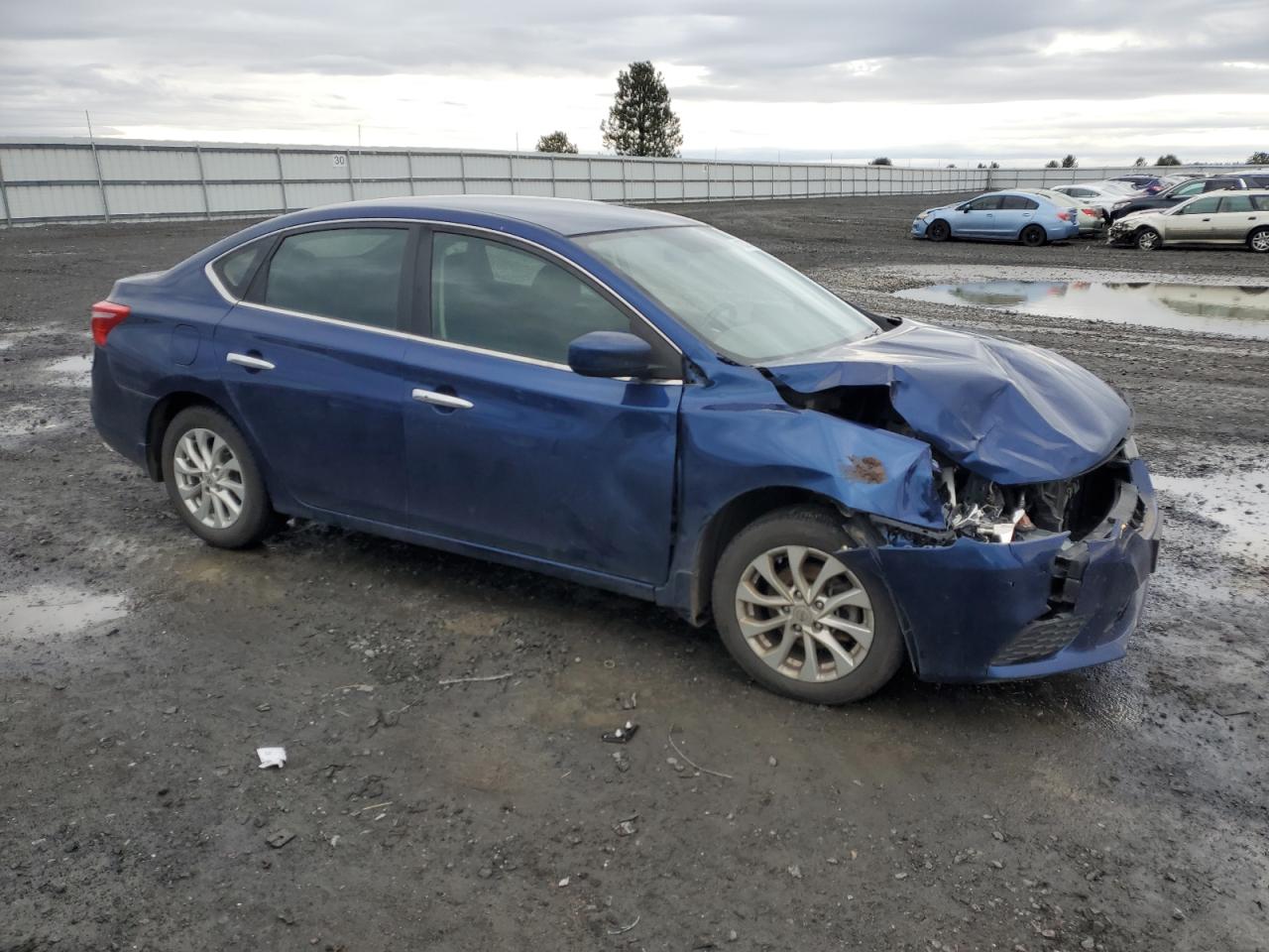2018 Nissan Sentra VIN 3N1AB7AP9JY216815 Copart auction photo, front end / side damage thumbnail 4