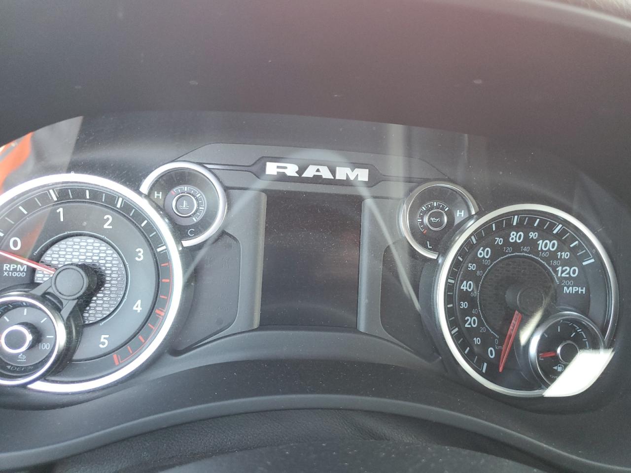 2020 RAM 2500 VIN 3C6UR5DLXLG147149 Copart auction photo, front end damage thumbnail 9