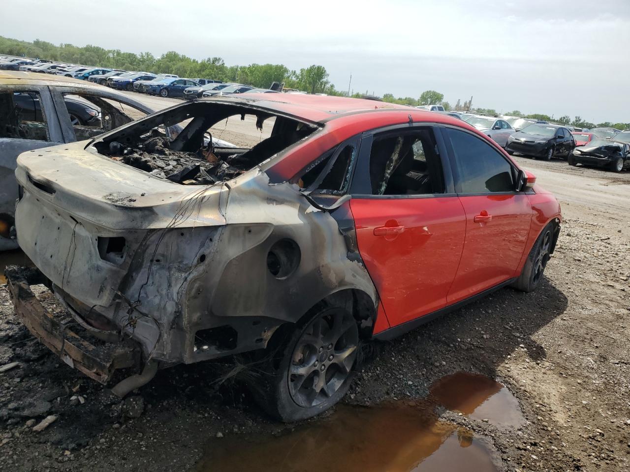 2014 Ford Focus VIN 1FADP3F28EL261167 Copart auction photo, front end damage thumbnail 3