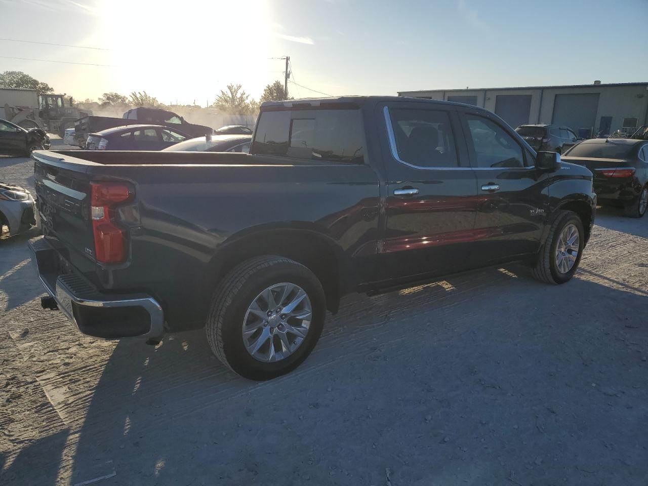 2022 Chevrolet Silverado VIN 3GCPWEED5NG174400 Copart auction photo, side damage thumbnail 3