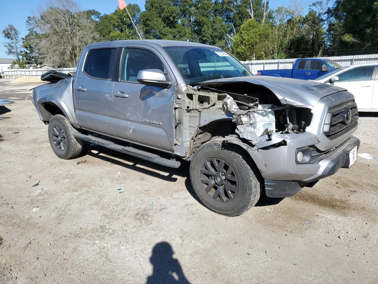 2020 Toyota Tacoma VIN 5TFAZ5CN5LX093754 Copart auction photo, all over damage thumbnail 4