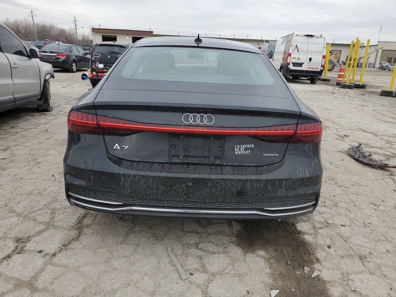 2019 Audi A7 VIN WAUV2AF2XKN037977 Copart auction photo, front end / minor dent/scratches damage thumbnail 6