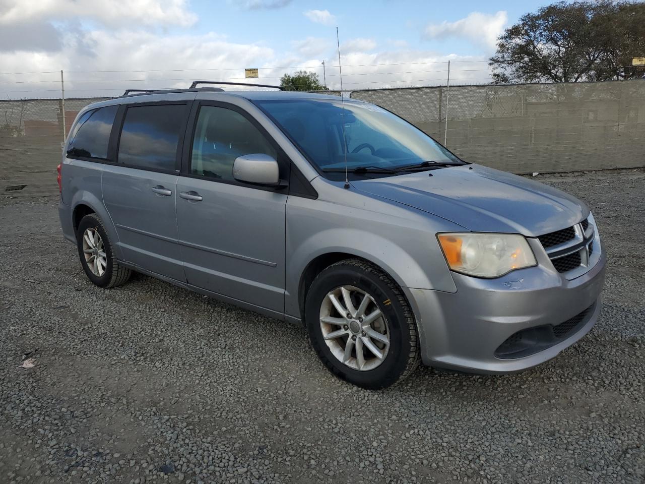 2014 Dodge Caravan VIN 2C4RDGCG0ER259937 Copart auction photo, rear end damage thumbnail 4