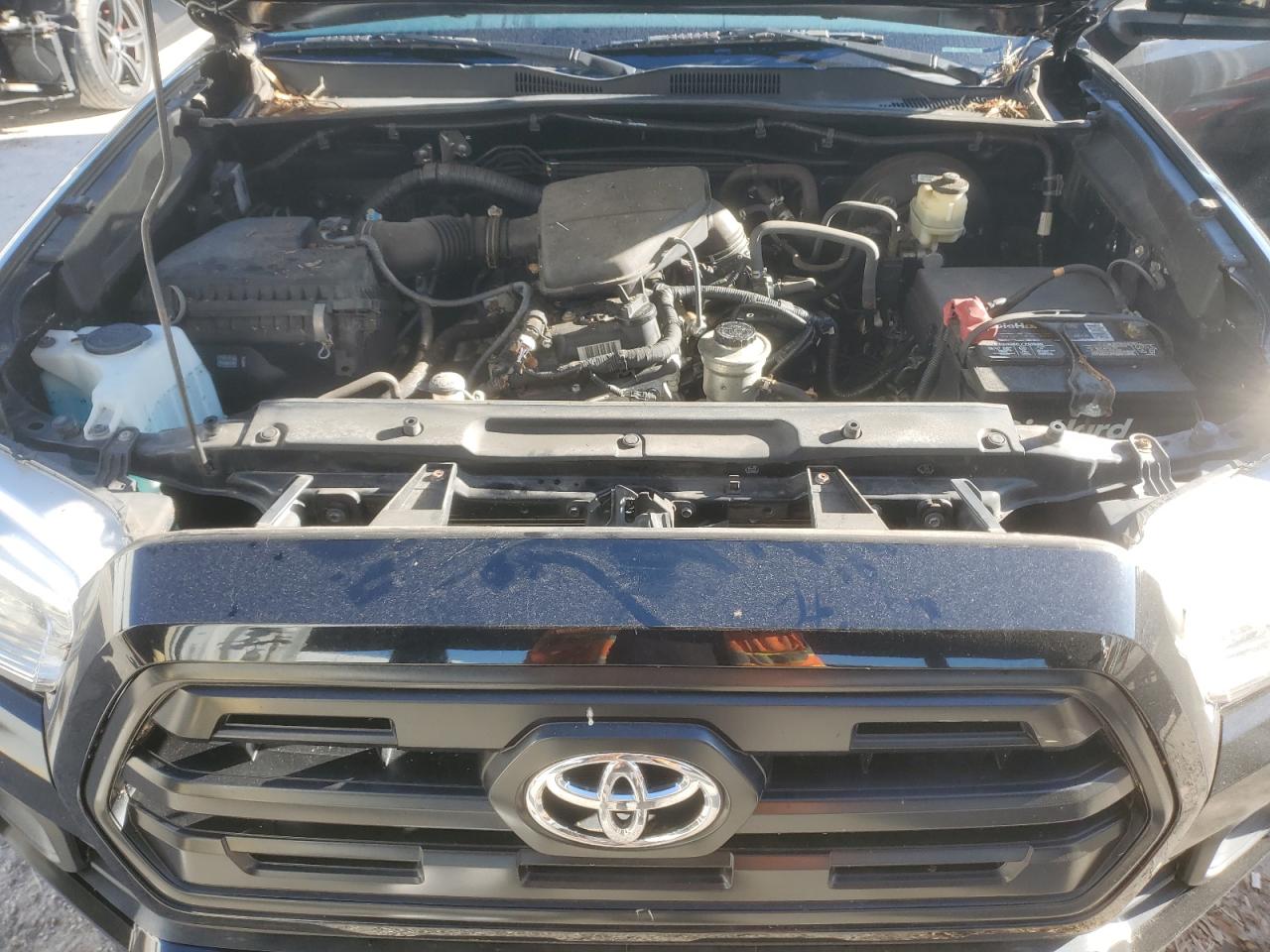 2017 Toyota Tacoma VIN 5TFRX5GN8HX083200 Copart auction photo, water/flood / minor dent/scratches damage thumbnail 11