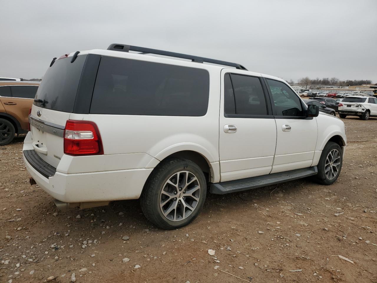 2015 Ford Expedition VIN 1FMJK1HTXFEF10933 Copart auction photo, front end / minor dent/scratches damage thumbnail 3
