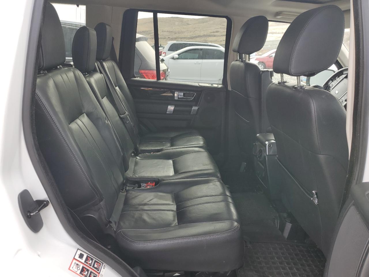 2016 Land Rover LR4 VIN SALAG2V63GA780758 Copart auction photo, rear end damage thumbnail 10