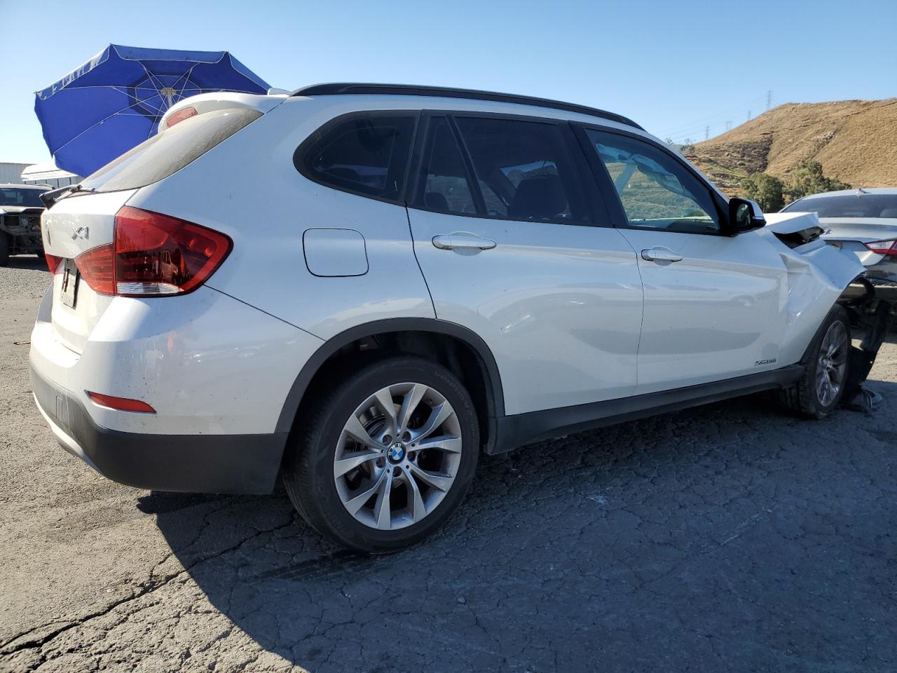 2013 BMW X1 VIN WBAVL1C55DVR91924 Copart auction photo, front end damage thumbnail 3