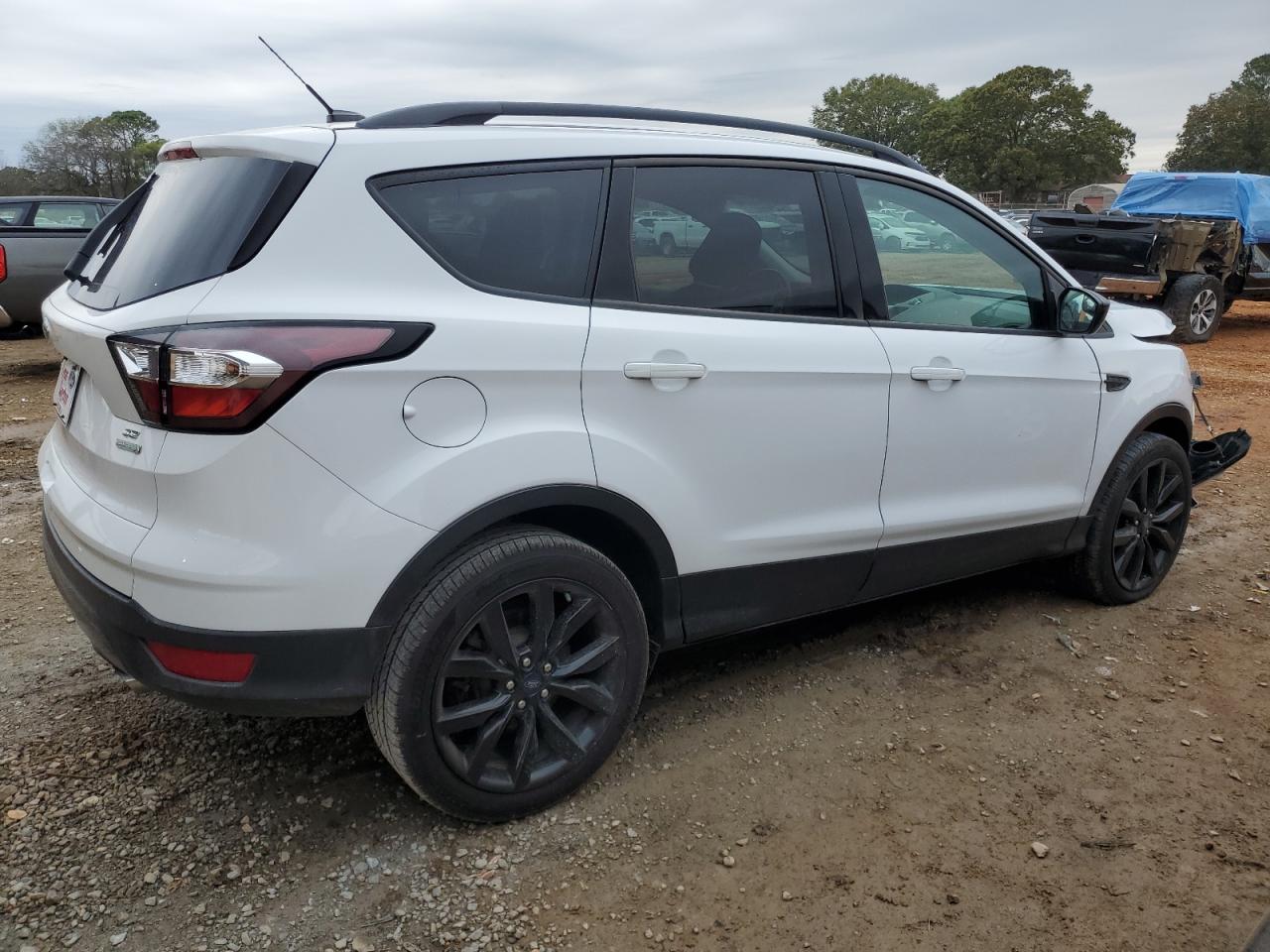 2018 Ford Escape VIN 1FMCU0GD3JUD18792 Copart auction photo, front end damage thumbnail 3
