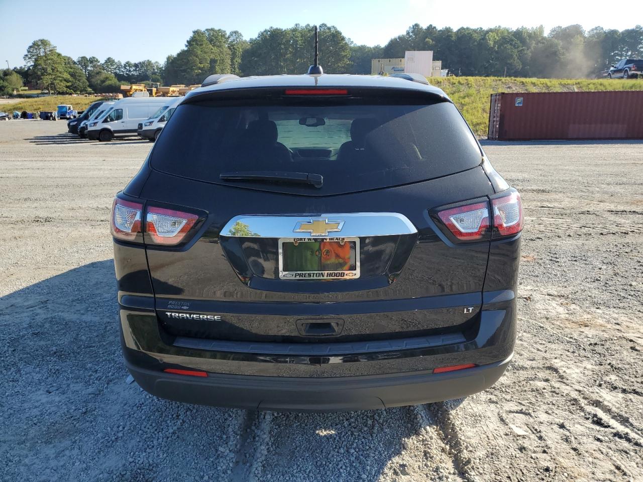 2017 Chevrolet Traverse VIN 1GNKRHKD7HJ325576 Copart auction photo, burn - engine damage thumbnail 6