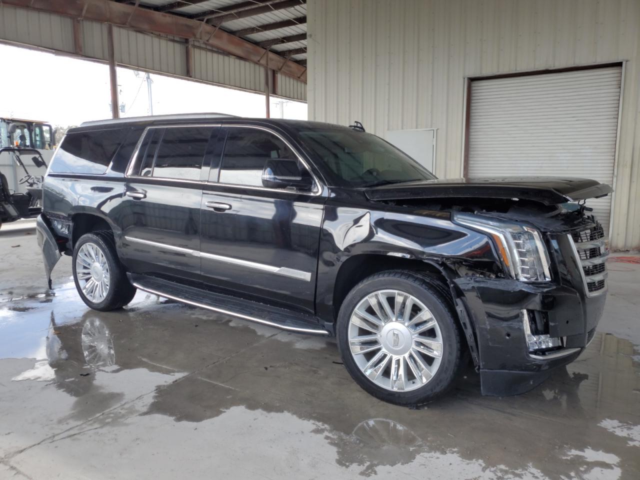 2020 Cadillac Escalade VIN 1GYS4HKJ7LR306981 Copart auction photo, front end damage thumbnail 4