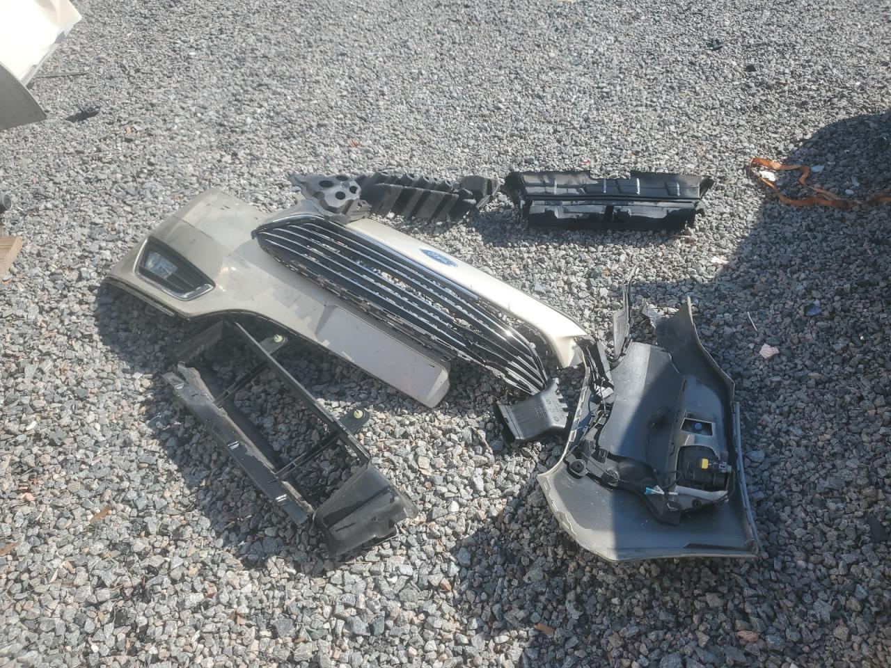 2018 Ford Focus VIN 1FADP3J27JL294355 Copart auction photo, front end / side damage thumbnail 12