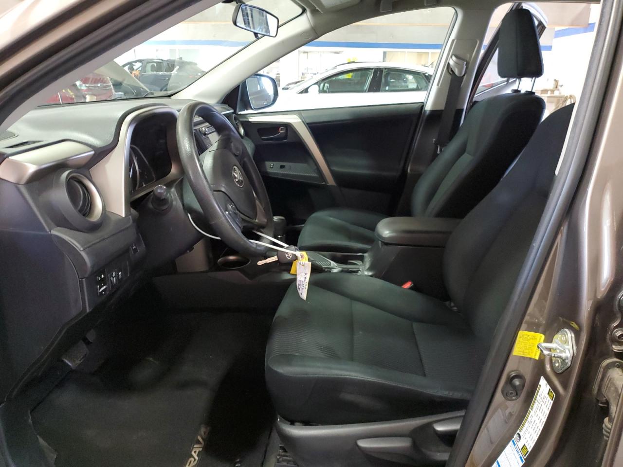 2015 Toyota RAV 4 VIN 2T3BFREVXFW322293 Copart auction photo, front end damage thumbnail 7