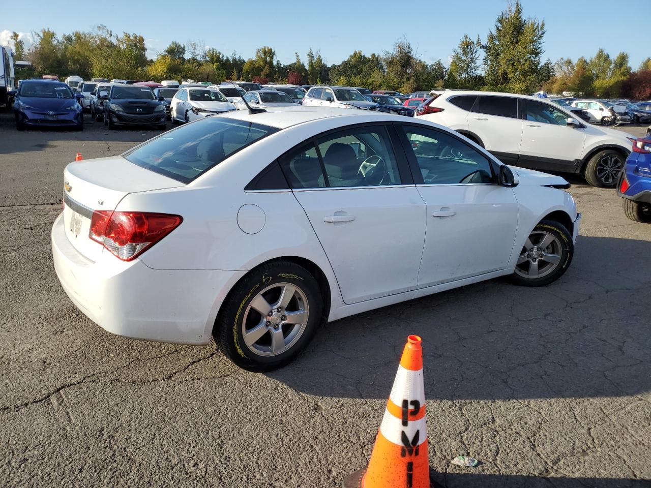 2014 Chevrolet Cruze VIN 1G1PC5SB2E7309221 Copart auction photo, front end damage thumbnail 3